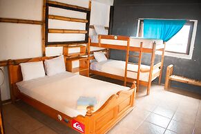 La Facha Hostel Restaurant Surf