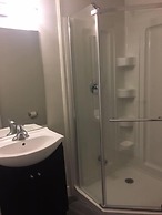 Living Suites Toronto - Queens Park