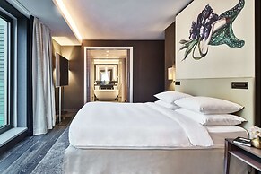 Hyatt Regency Amsterdam