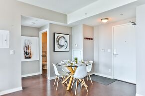 Liberty Village Condo w Parking