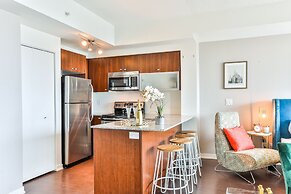 Liberty Village Condo w Parking