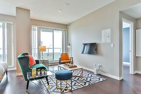 Liberty Village Condo w Parking