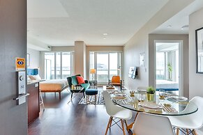 Liberty Village Condo w Parking
