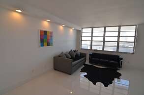 Riviera Luxury Living at the Decoplage