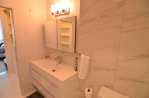 Riviera Luxury Living at the Decoplage