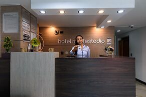 Hotel Med Estadio