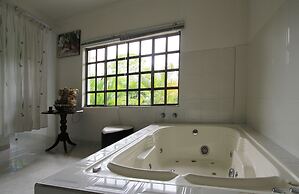 Hotel Villeta Resort