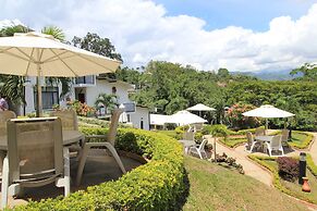 Hotel Villeta Resort