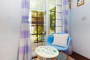 White Cotton Candy B&B