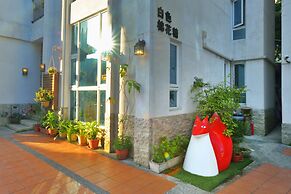 White Cotton Candy B&B