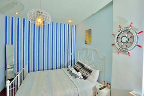 White Cotton Candy B&B