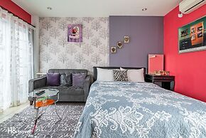 White Cotton Candy B&B