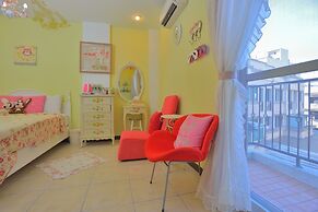 White Cotton Candy B&B