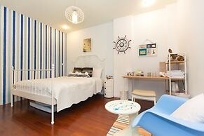 White Cotton Candy B&B