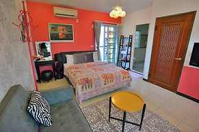 White Cotton Candy B&B