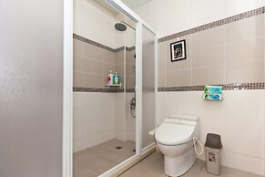 White Cotton Candy B&B