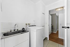 Flynns Beach Caravan Park