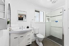 Flynns Beach Caravan Park