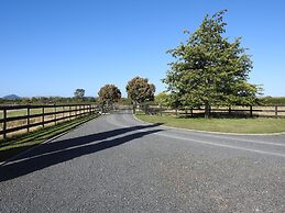 Grasslands Bed & Breakfast