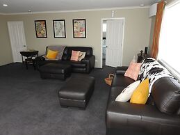 Grasslands Bed & Breakfast