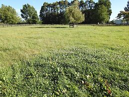 Grasslands Bed & Breakfast