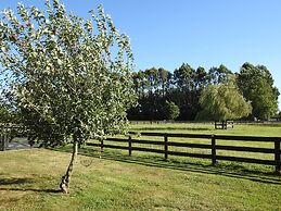 Grasslands Bed & Breakfast