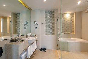 Splash Beach Resort, Mai Khao, Phuket