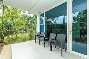 Splash Beach Resort, Mai Khao, Phuket