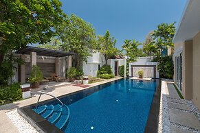 Splash Beach Resort, Mai Khao, Phuket