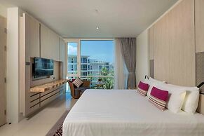 Splash Beach Resort, Mai Khao, Phuket