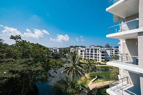 Splash Beach Resort, Mai Khao, Phuket