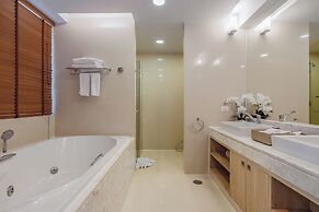 Splash Beach Resort, Mai Khao, Phuket