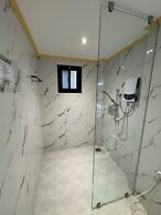 Alona Vida Beach Resort