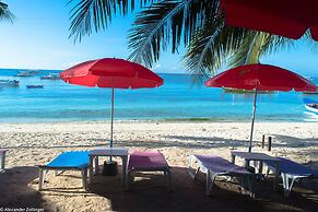 Alona Vida Beach Resort