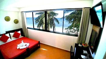 Alona Vida Beach Resort