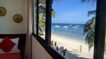 Alona Vida Beach Resort