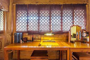 Sanshengwuer Zeyun Inns