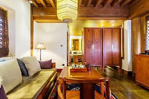 Sanshengwuer Zeyun Inns