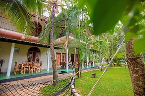 Yala River Face Inn