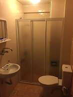 Istanbul Paris Hotel & Hostel