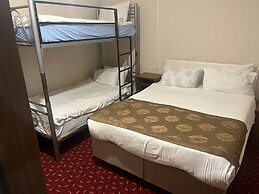 Istanbul Paris Hotel & Hostel