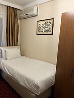 Istanbul Paris Hotel & Hostel