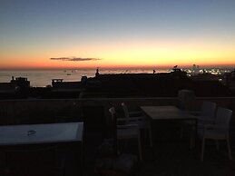 Istanbul Paris Hotel & Hostel