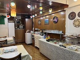 Istanbul Paris Hotel & Hostel