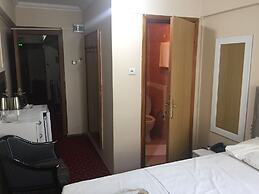 Istanbul Paris Hotel & Hostel