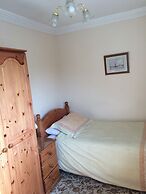 Half Moon Hotel and Restaurant