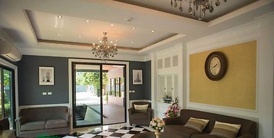 Coco Beach Resort Bangsaen