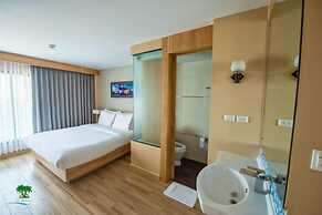 Coco Beach Resort Bangsaen