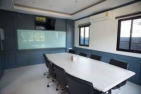 Coco Beach Resort Bangsaen