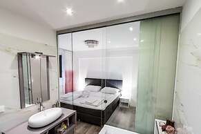 Grand Apartment Vienna